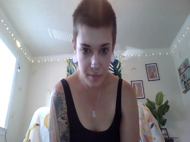 Live sex webcam photo for PonyoLovesHam #262248716