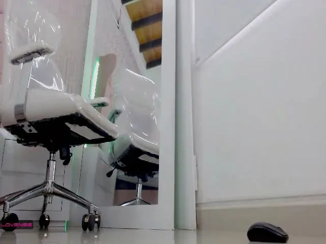 Live sex webcam photo for Eva_adamss #255998014