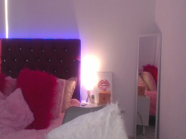 Live sex webcam photo for SamPuckett #256508345