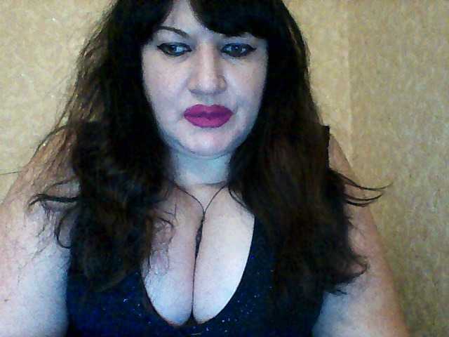 Live sex webcam photo for KleOSnow #241085024