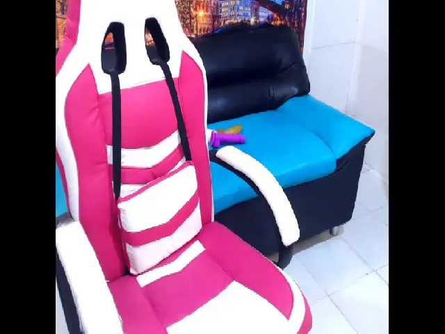 Live sex webcam photo for Adrybershel #252639711
