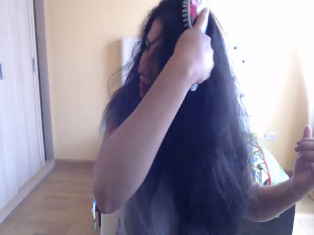 Live sex webcam photo for Aishafoxxx #253190724