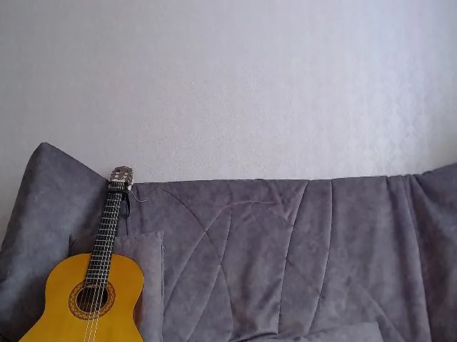 Live sex webcam photo for SpicyDessert #263447508