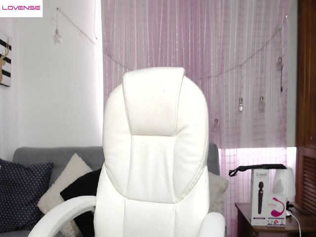 Live sex webcam photo for Pia_Smith_ #255959305