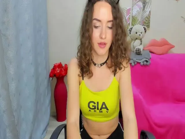 Live sex webcam photo for MurrGirl #253909817