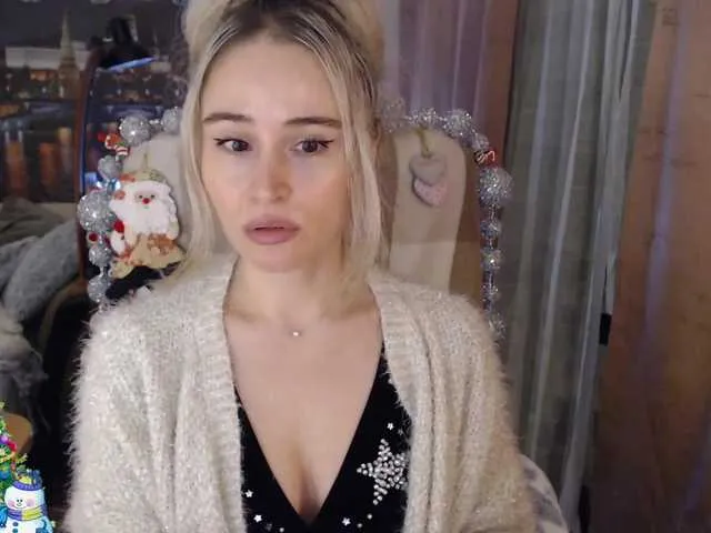 Live sex webcam photo for xyliganka777 #240920742