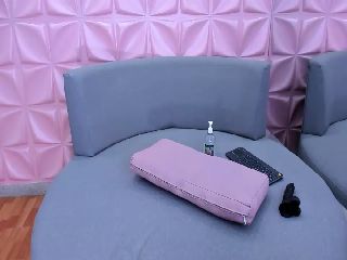 Live sex webcam photo for Lincy_rios #251901101