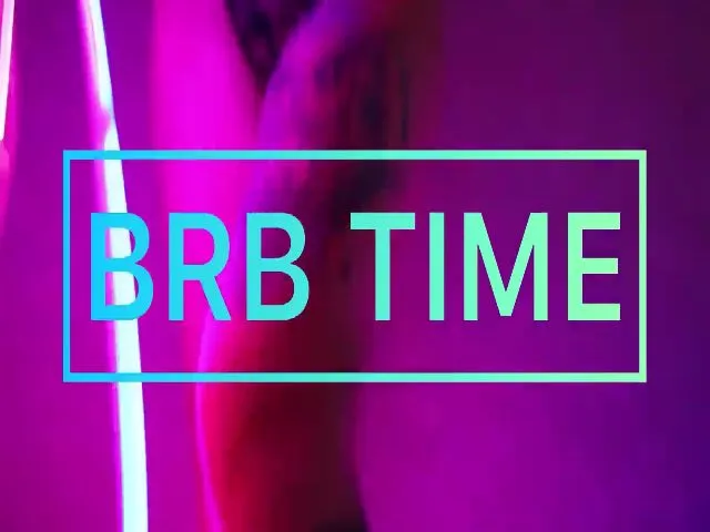 Live sex webcam photo for LisaMellow #261651705