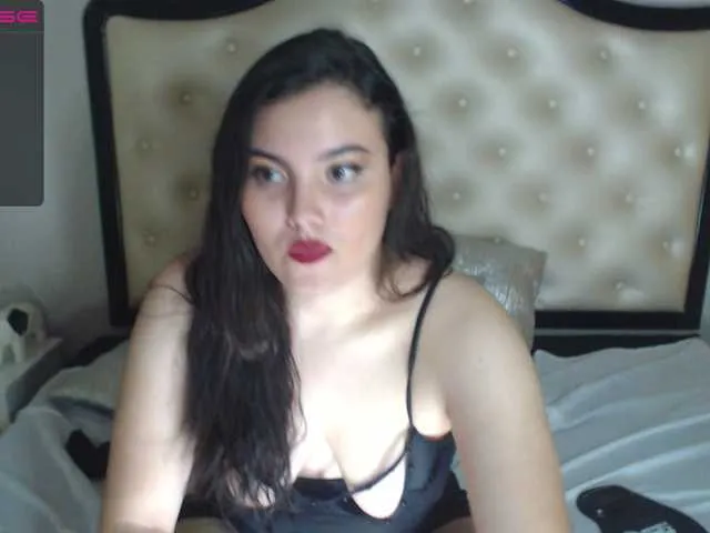 Live sex webcam photo for ValeskaJaxx #241063367