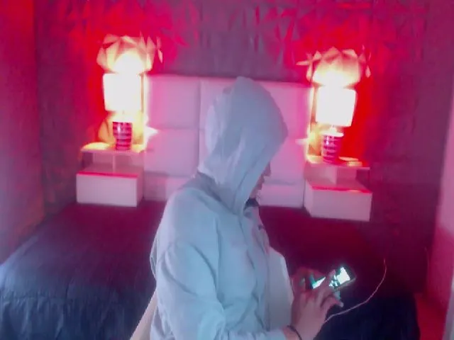 Live sex webcam photo for Infinitystarp #260054409