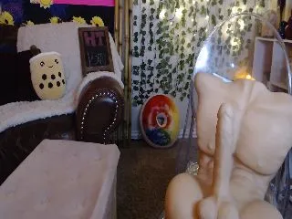 Live sex webcam photo for AudryLikes #251717248