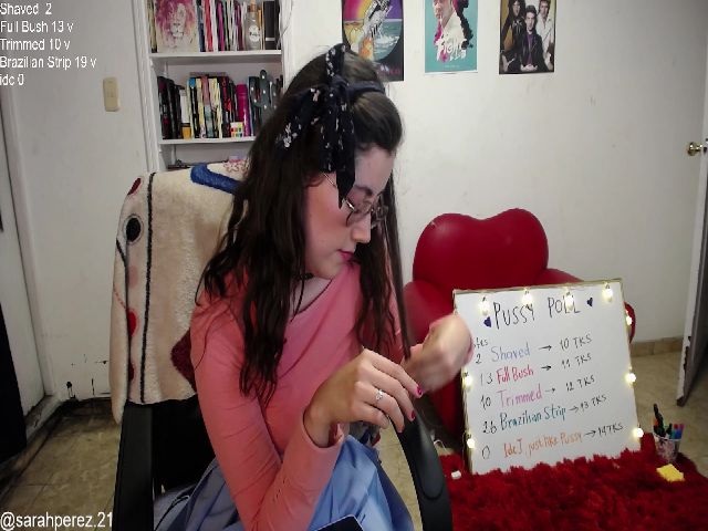 Live sex webcam photo for Cherrybunny21 #263495797