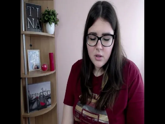 Live sex webcam photo for SweetyTinna #261291256