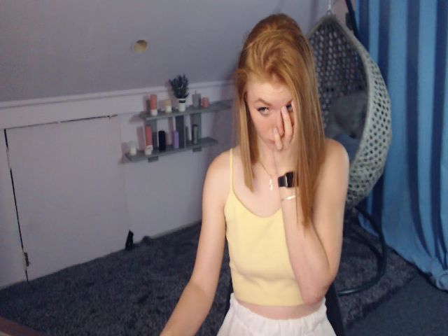 Live sex webcam photo for SunShine_A #258378390