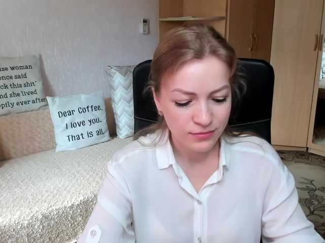 Live sex webcam photo for CherishSia #241620603