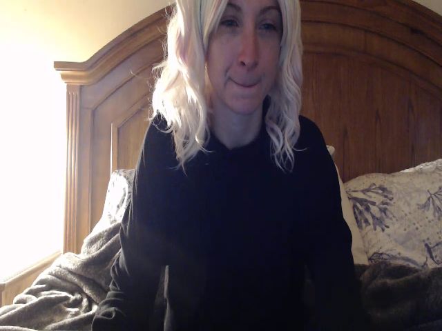 Live sex webcam photo for xKawaiiQueenx #256172994