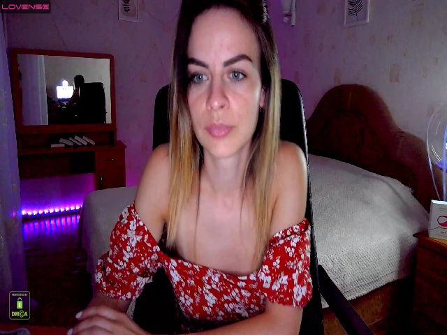 Live sex webcam photo for Little_Shiny #262255859