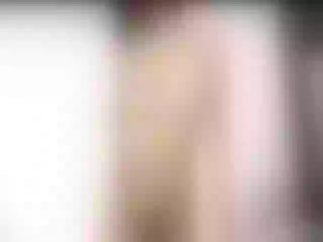 Live sex webcam photo for Sarita___ #263987032