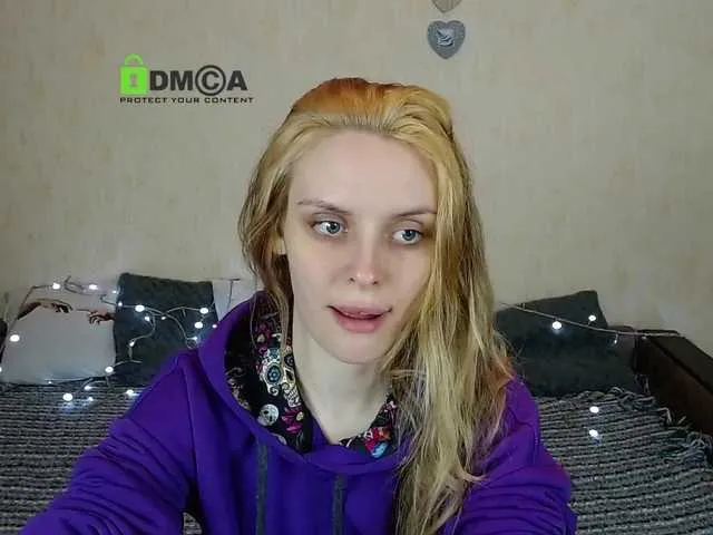 Live sex webcam photo for gloriawoo #241094318