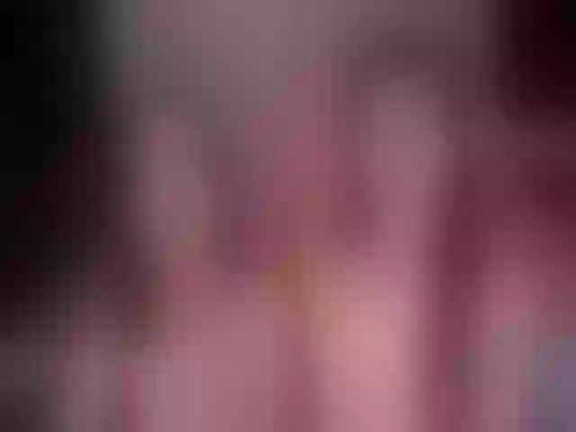 Live sex webcam photo for LesbianTails #261763243
