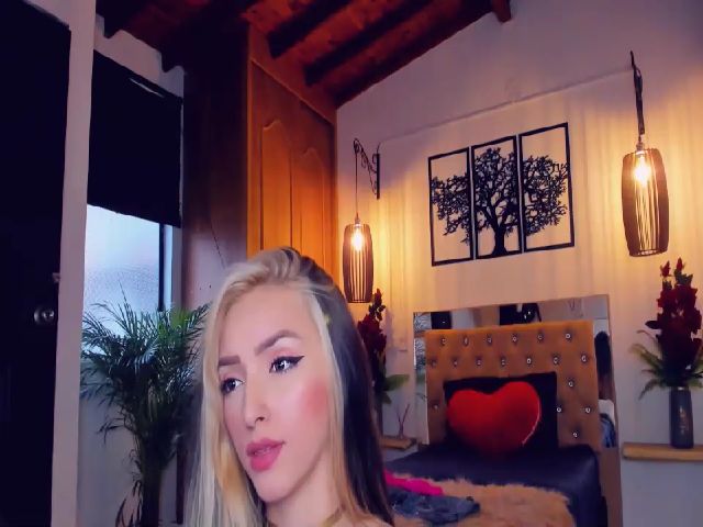 Live sex webcam photo for Saory_kido #257840594