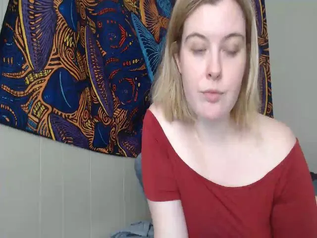 Live sex webcam photo for Emma_Rose94 #253506125