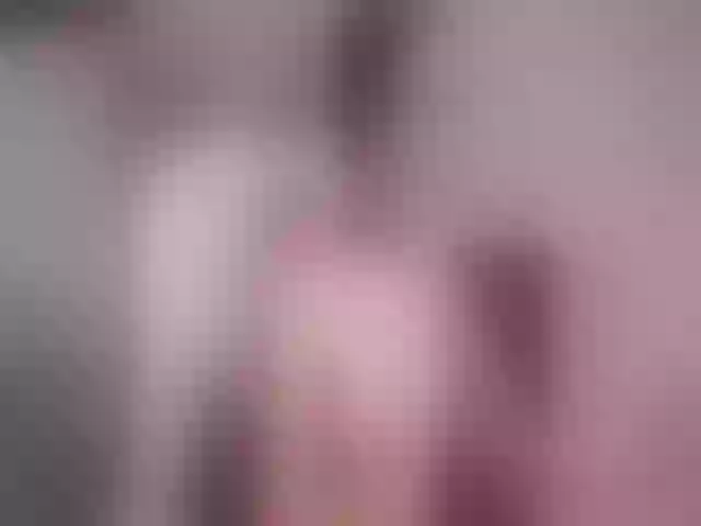 Live sex webcam photo for Sun_kissed1 #252754373