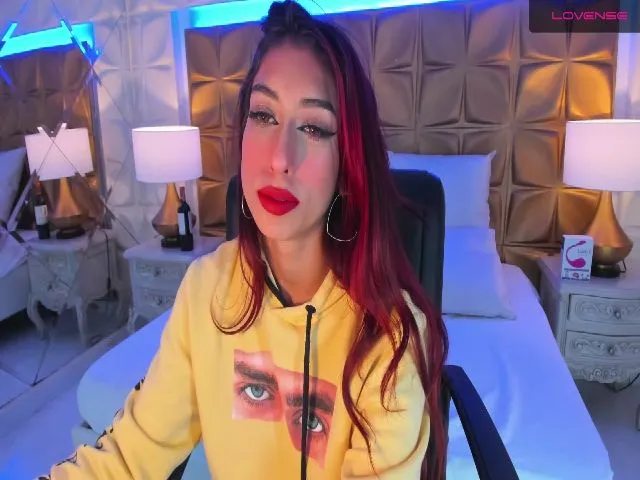 Live sex webcam photo for CandyLaw_ #262194628