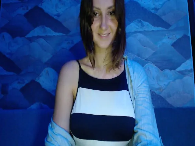 Live sex webcam photo for NikkiKiss_ #257694401
