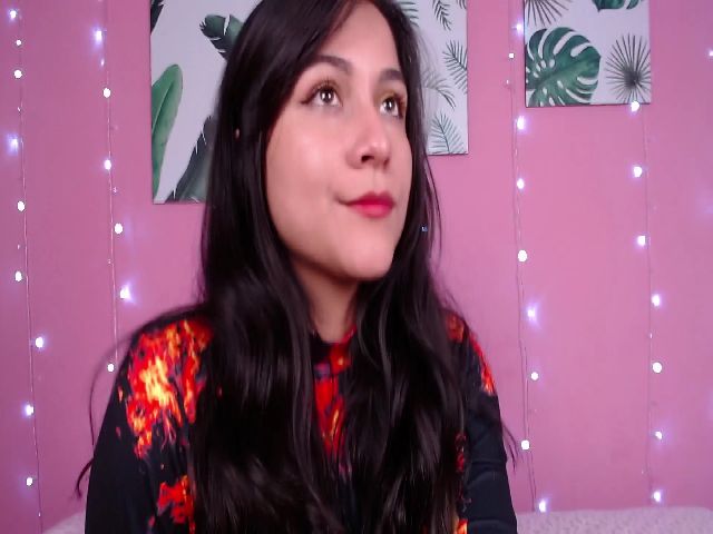 Live sex webcam photo for Eva_Collins2 #252280171