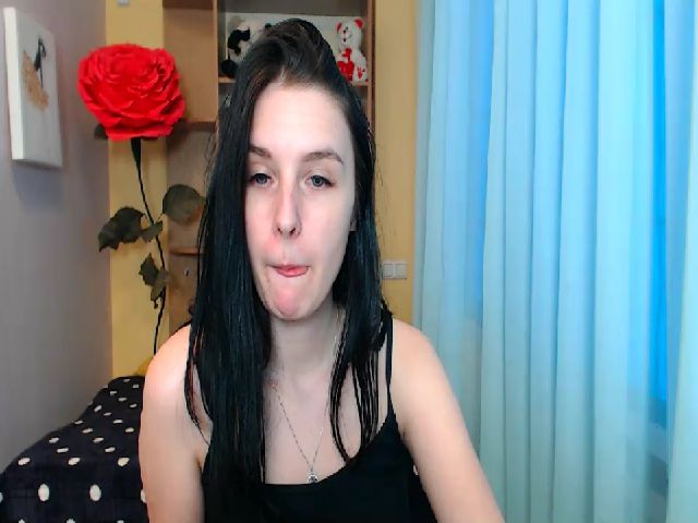 Live sex webcam photo for Lin_Elisss #253442271