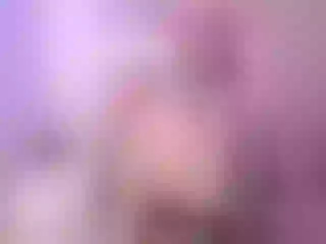 Live sex webcam photo for Sophie_pink18 #255183879