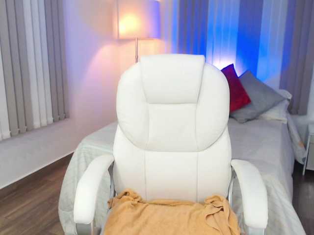 Live sex webcam photo for arianna-smith #241272341