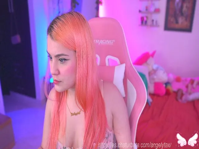Live sex webcam photo for Angelytaxx #263918920