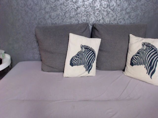 Live sex webcam photo for Ellehottie #262956503