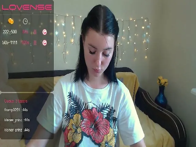 Live sex webcam photo for JenniferGill #263049915