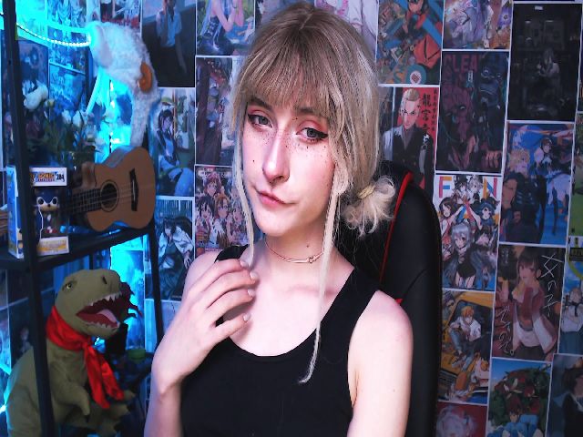 Live sex webcam photo for Manarose27 #260184139