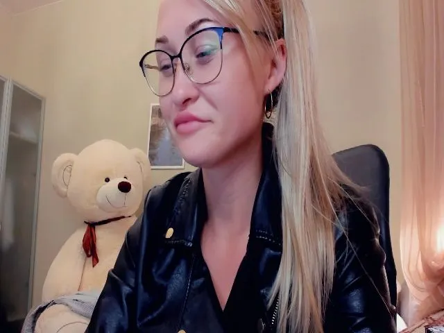 Live sex webcam photo for Mistress_Eva_ #264255306