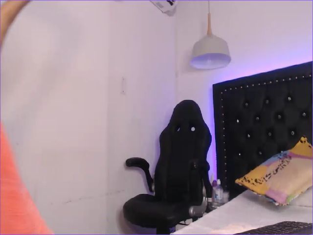 Live sex webcam photo for Vanessa_Samir #255801844