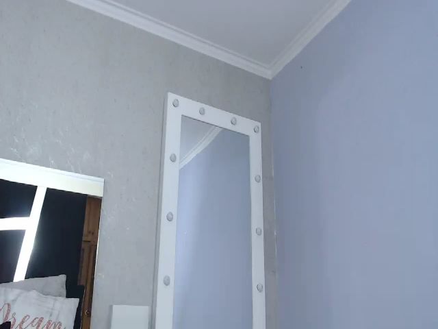 Live sex webcam photo for Pythonissa97 #256321200