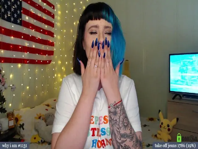 Live sex webcam photo for RoomOfGhosts #260455294