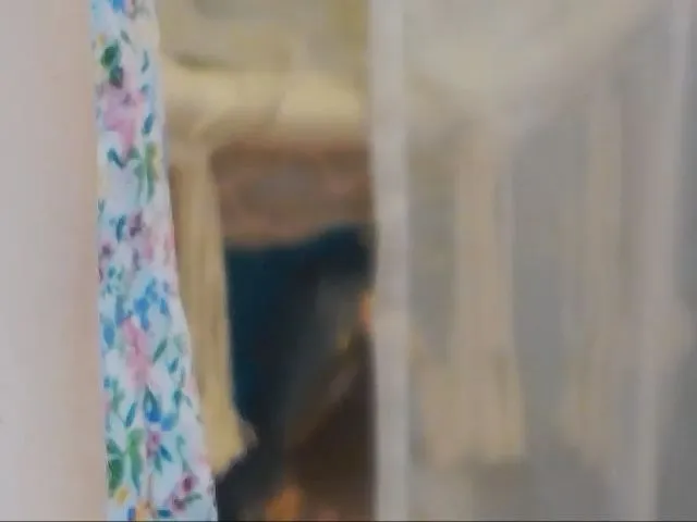 Live sex webcam photo for AyleenRosie #255309325