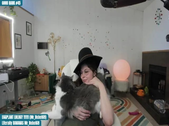 Live sex webcam photo for HempleyJones #262715111