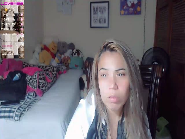 Live sex webcam photo for Meganhill_ #252366041