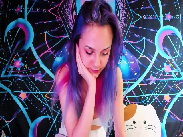 Live sex webcam photo for PurpleJuno #260211416