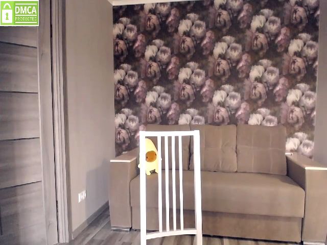 Live sex webcam photo for CharmingRay #254851626