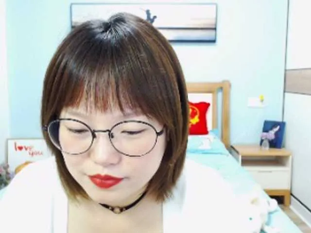 Live sex webcam photo for ivy520 #241339451