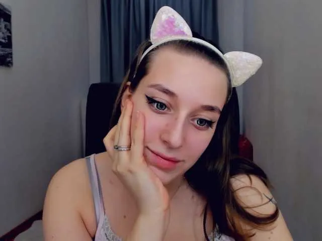 Live sex webcam photo for MimiSummers #241307598