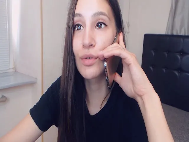 Live sex webcam photo for Asoll77 #257525116