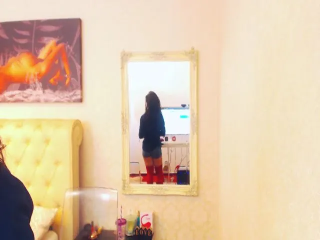 Live sex webcam photo for AlishaPacari #260328026